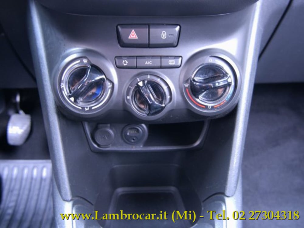 Peugeot 208 usata a Milano (11)