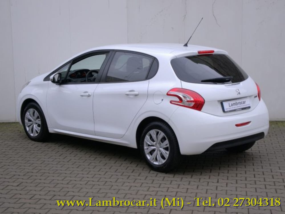 Peugeot 208 usata a Milano (15)