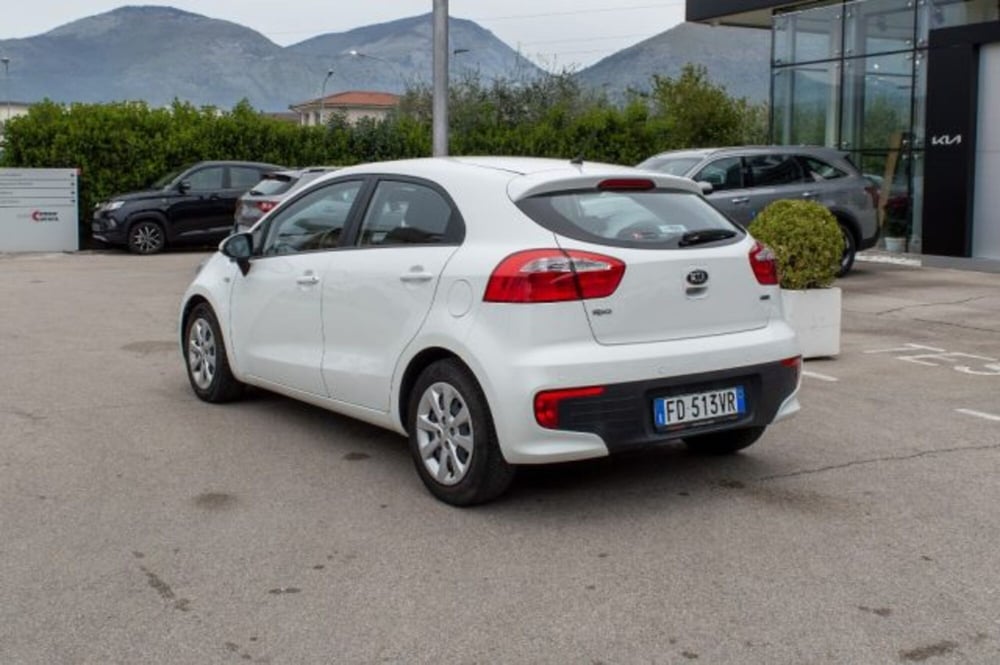 Kia Rio usata a Latina (5)