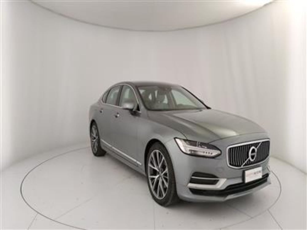 Volvo S90 usata a Bari (11)