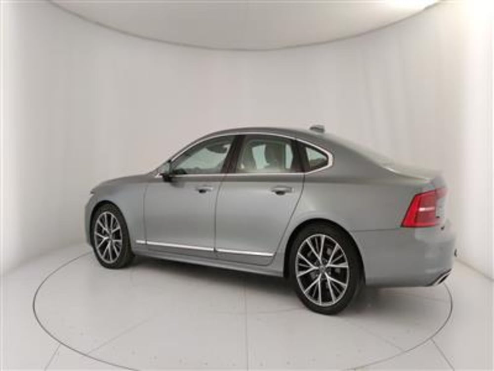 Volvo S90 usata a Bari (4)