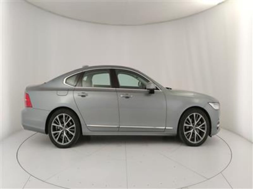 Volvo S90 usata a Bari (9)