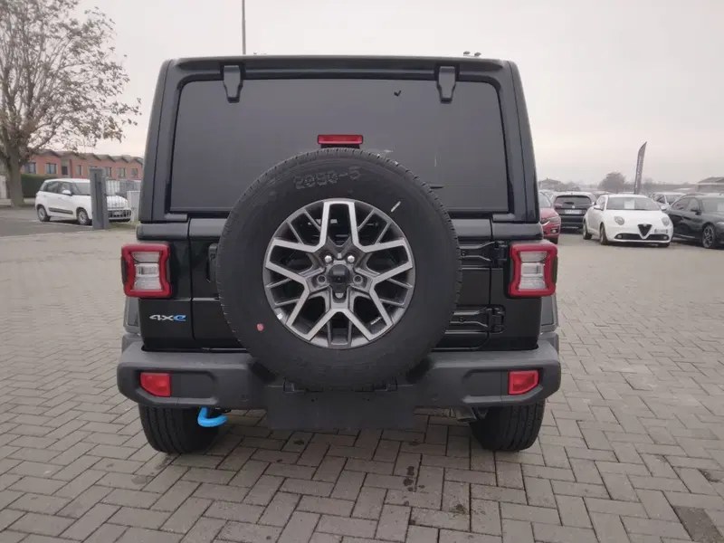 Jeep Wrangler Unlimited nuova a Alessandria (6)