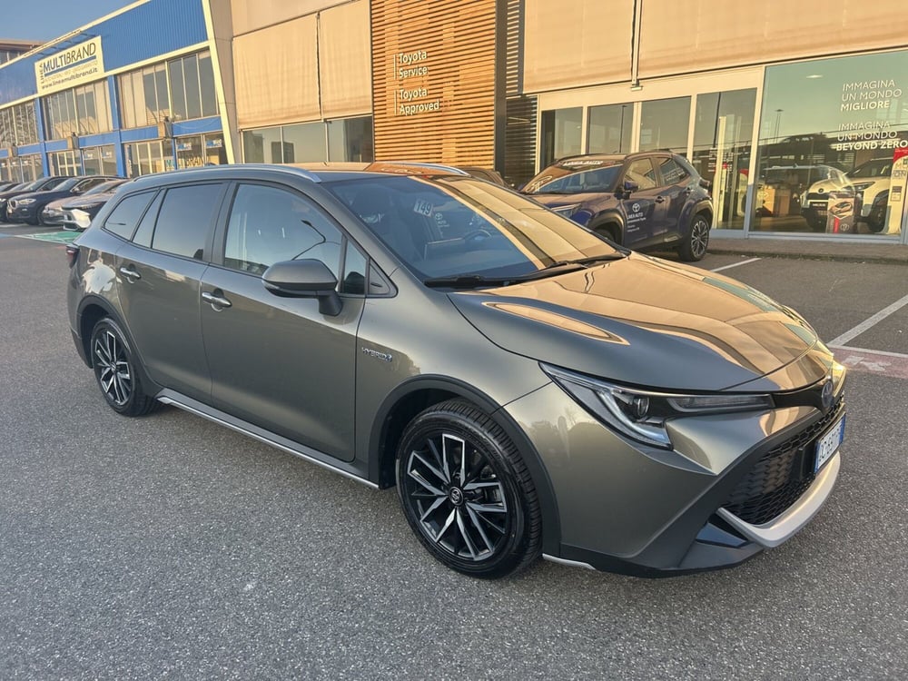 Toyota Corolla Touring Sports usata a Piacenza (8)