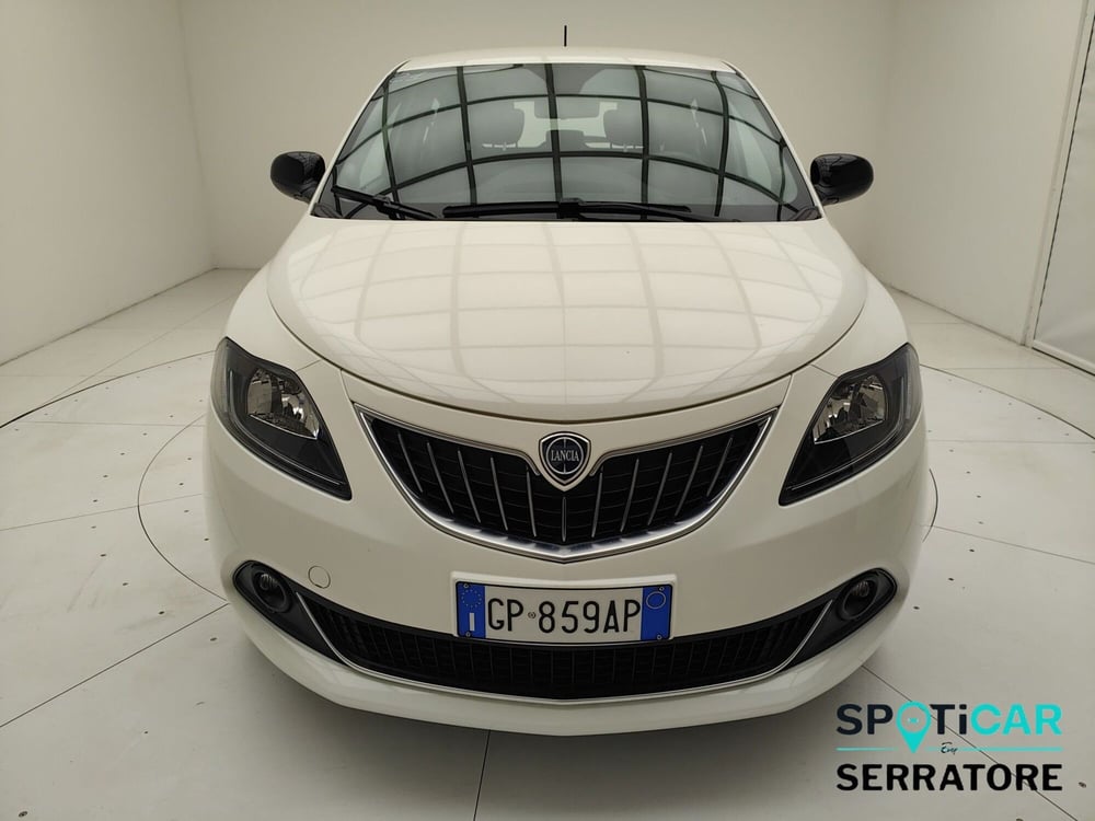 Lancia Ypsilon usata a Como (2)