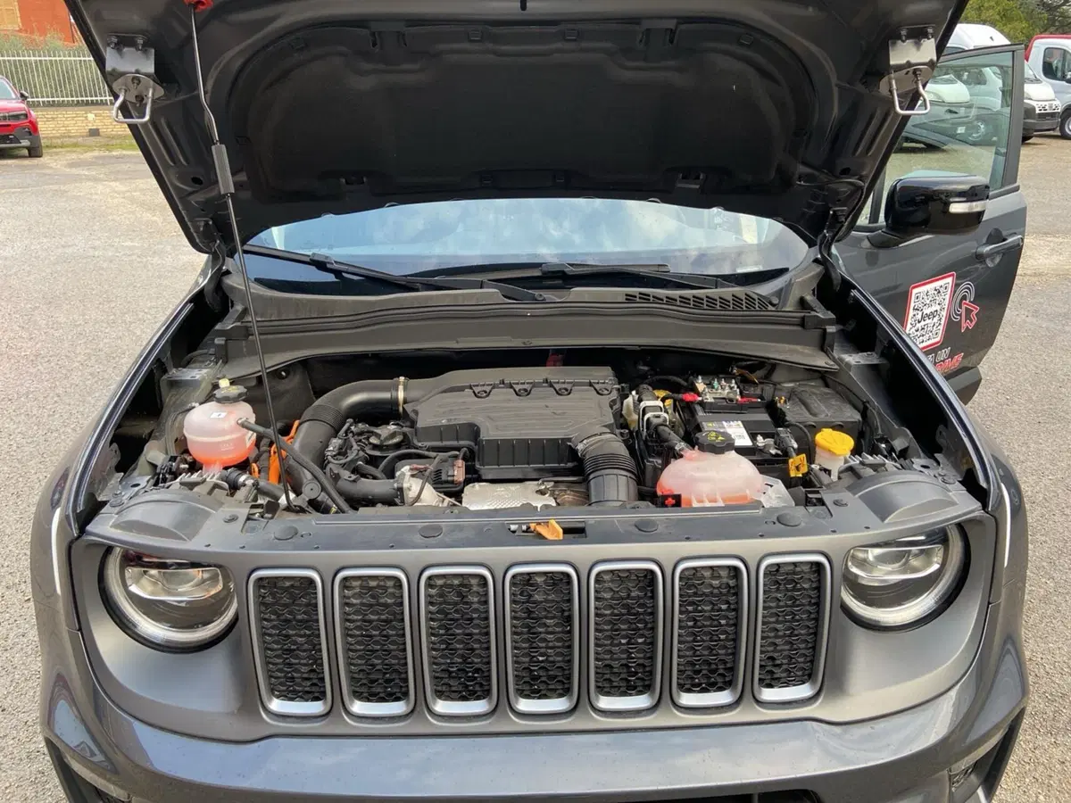 Jeep Renegade nuova a Chieti (13)