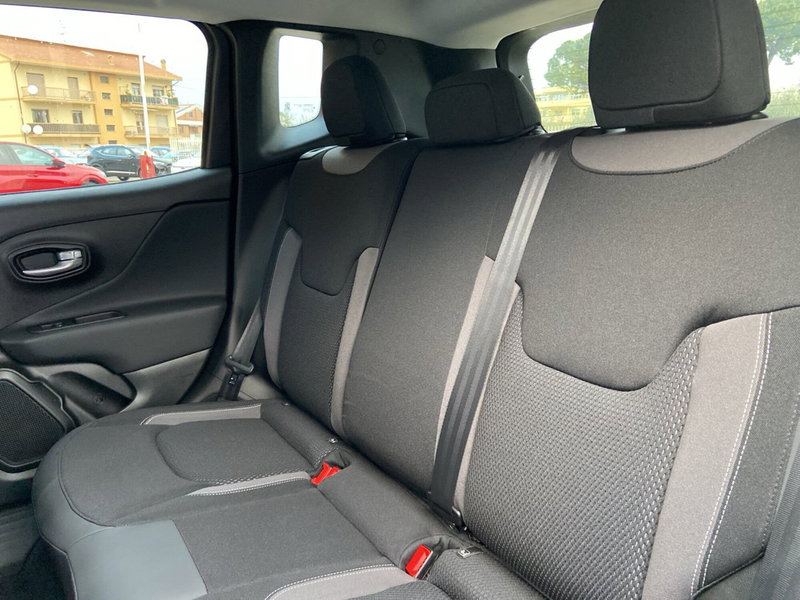 Jeep Renegade nuova a Chieti (19)