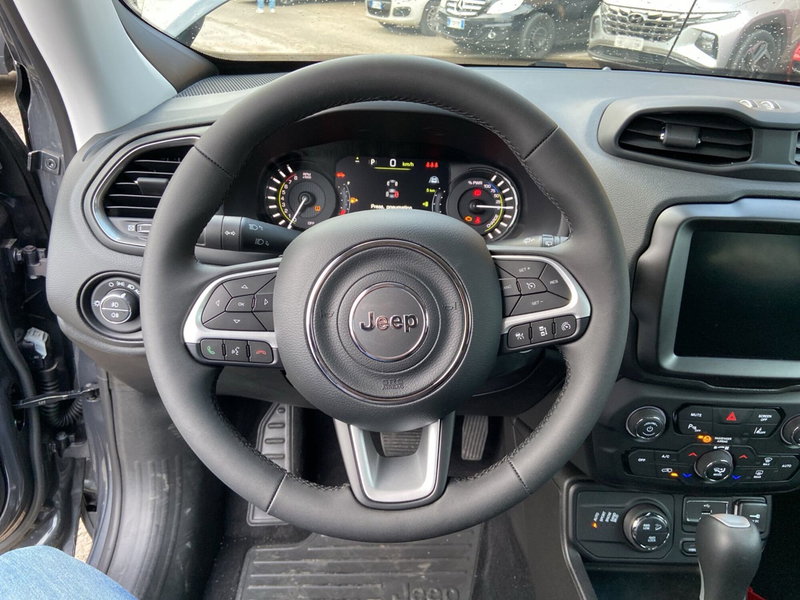 Jeep Renegade nuova a Chieti (20)