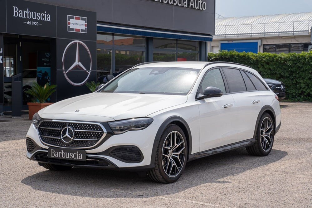 Mercedes-Benz Classe E Station Wagon nuova a Pescara