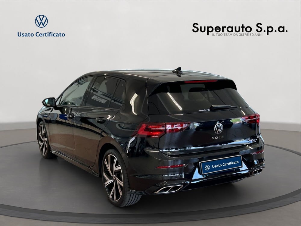 Volkswagen Golf nuova a Padova (4)