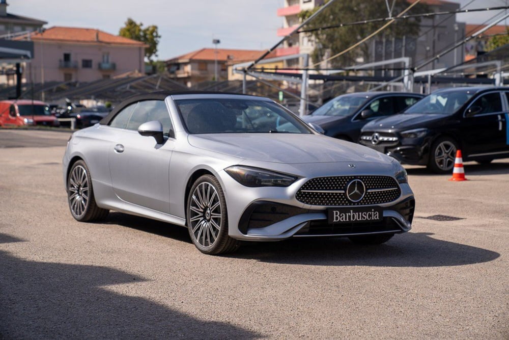 Mercedes-Benz CLE Cabrio nuova a Pescara (3)