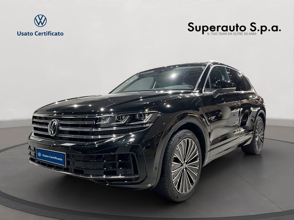 Volkswagen Touareg nuova a Padova (19)