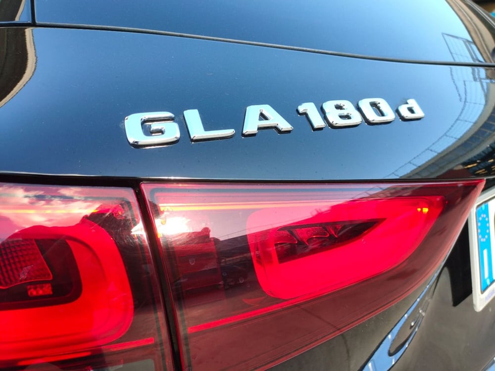 Mercedes-Benz GLA SUV usata a Pescara (17)