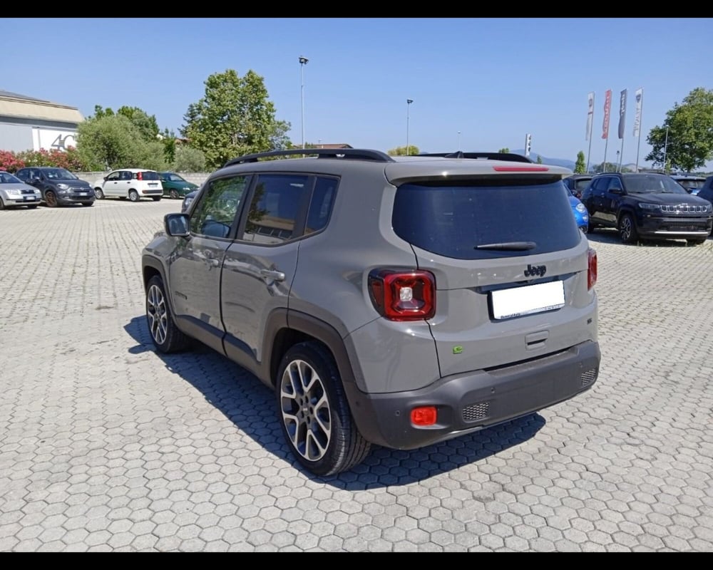 Jeep Renegade nuova a Lucca (5)