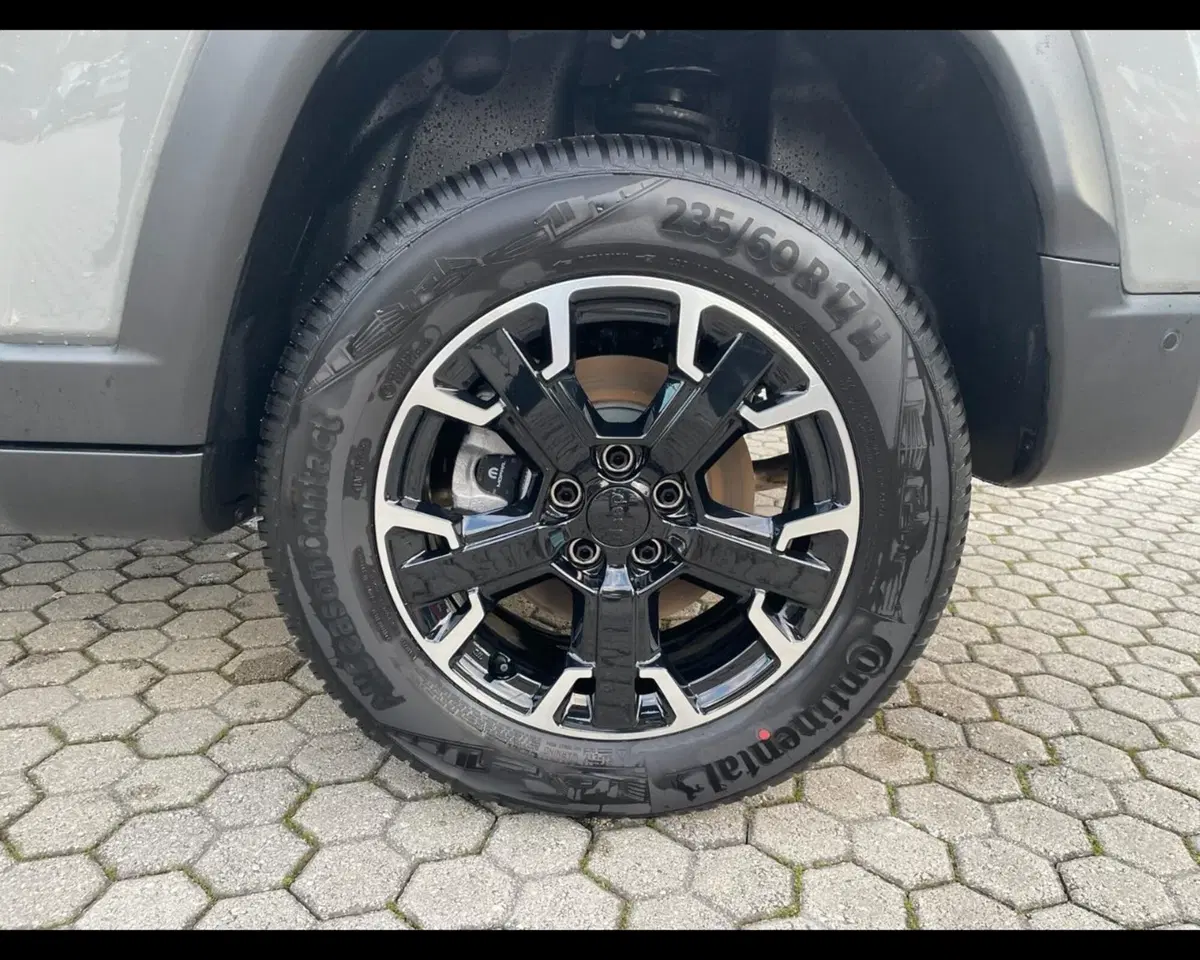 Jeep Compass nuova a Lucca (18)