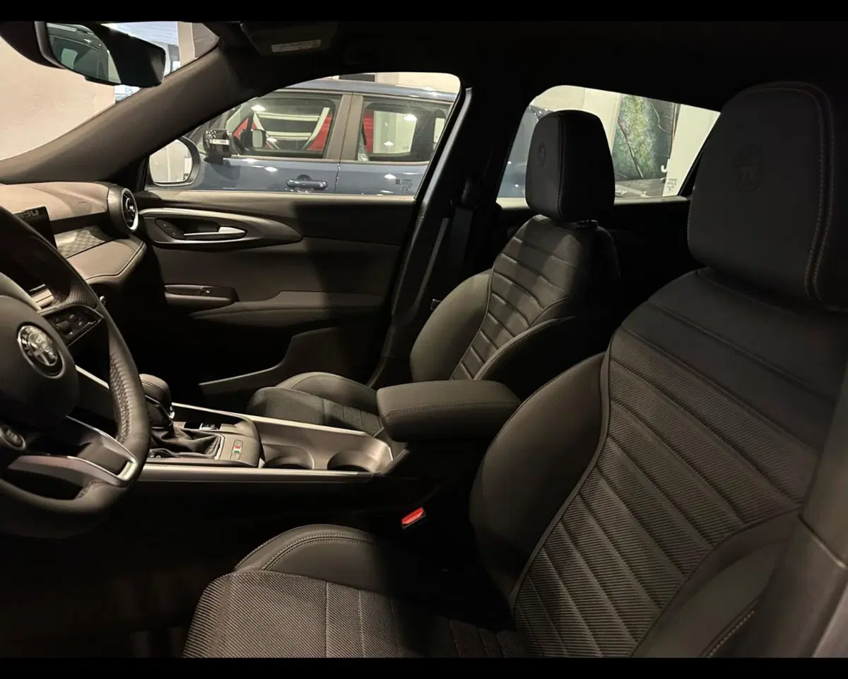 Alfa Romeo Tonale nuova a Lucca (12)