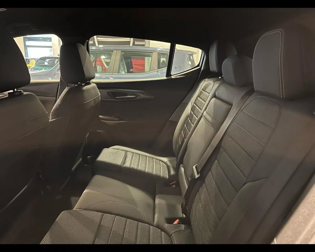 Alfa Romeo Tonale nuova a Lucca (16)