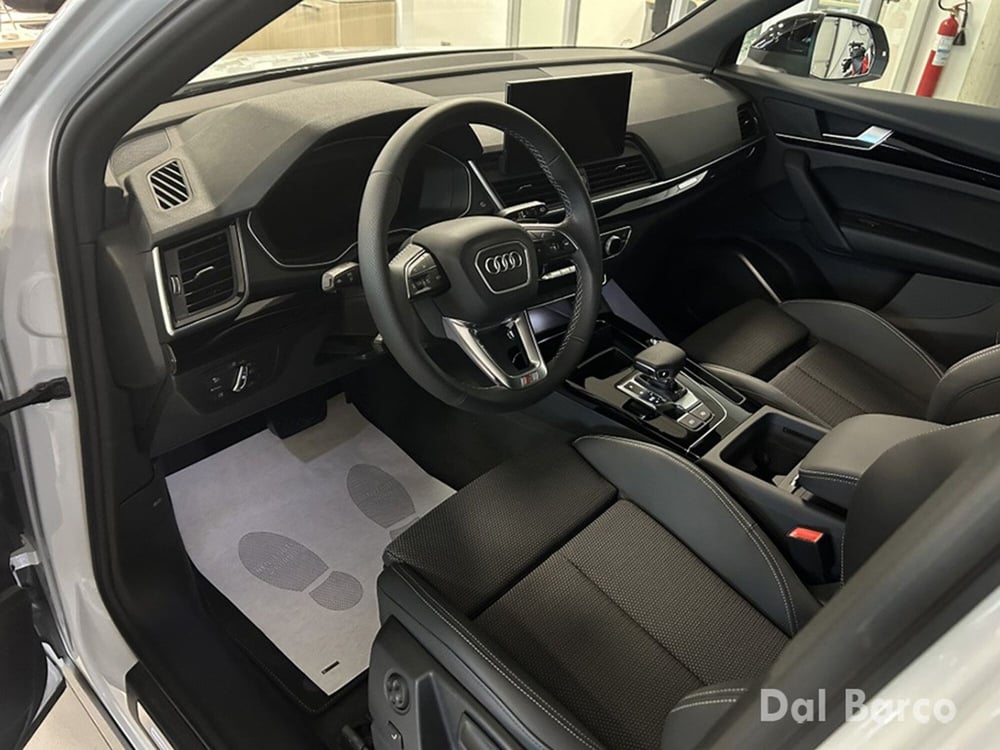 Audi Q5 Sportback nuova a Verona (10)