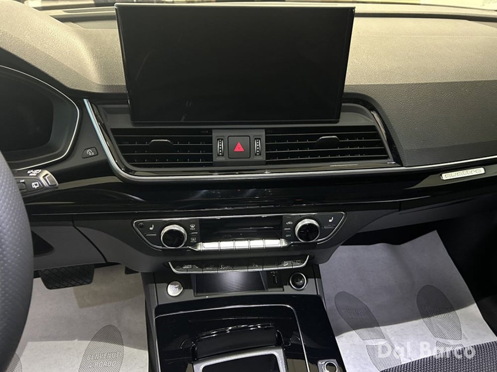 Audi Q5 Sportback nuova a Verona (16)