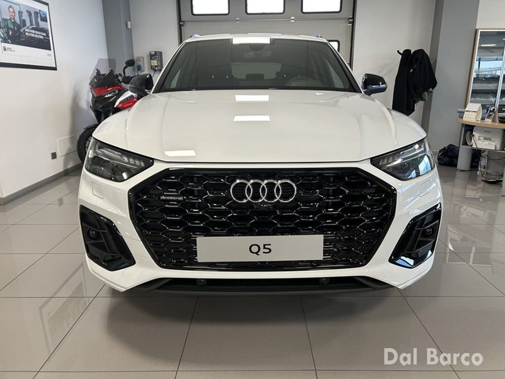 Audi Q5 Sportback nuova a Verona (2)