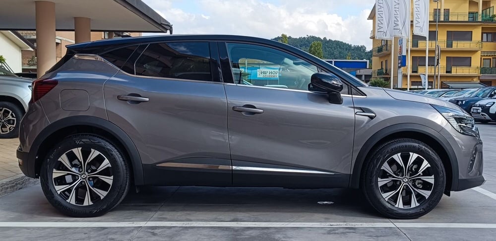 Renault Captur nuova a Frosinone (7)