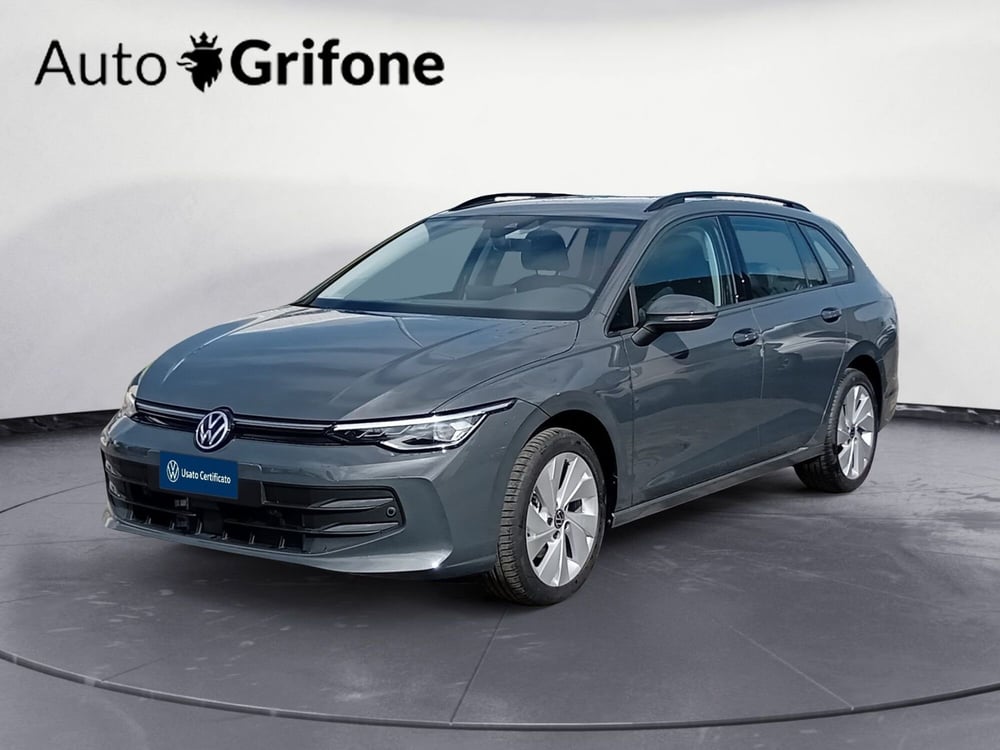 Volkswagen Golf Variant nuova a Modena