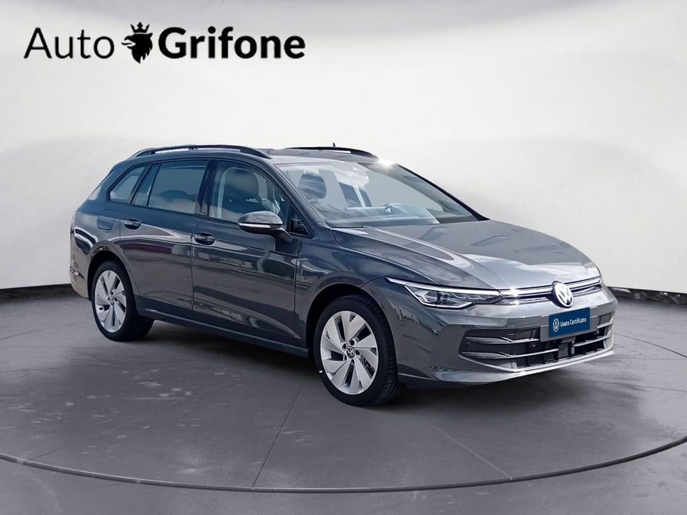 Volkswagen Golf Variant nuova a Modena (7)