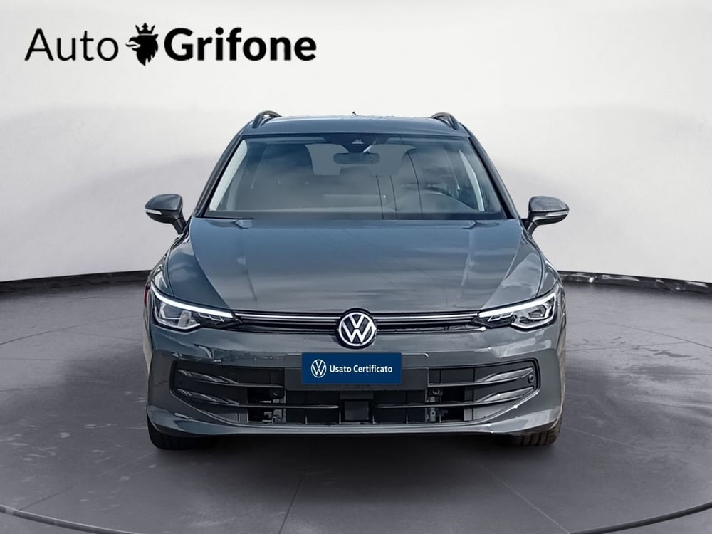 Volkswagen Golf Variant nuova a Modena (8)