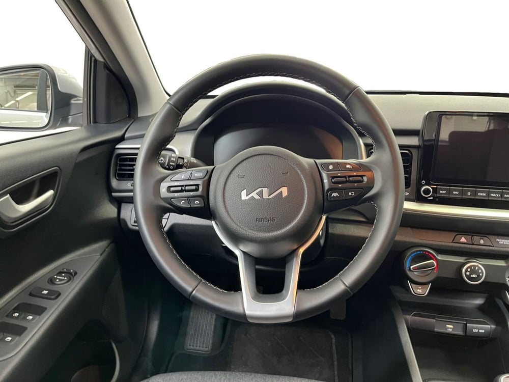 Kia Stonic nuova a Modena (12)