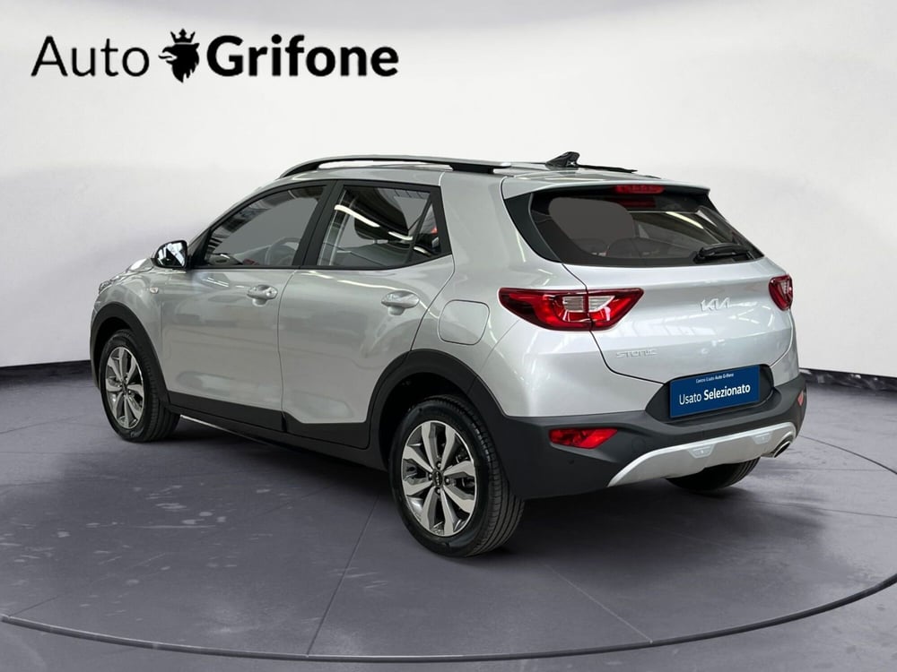 Kia Stonic nuova a Modena (3)