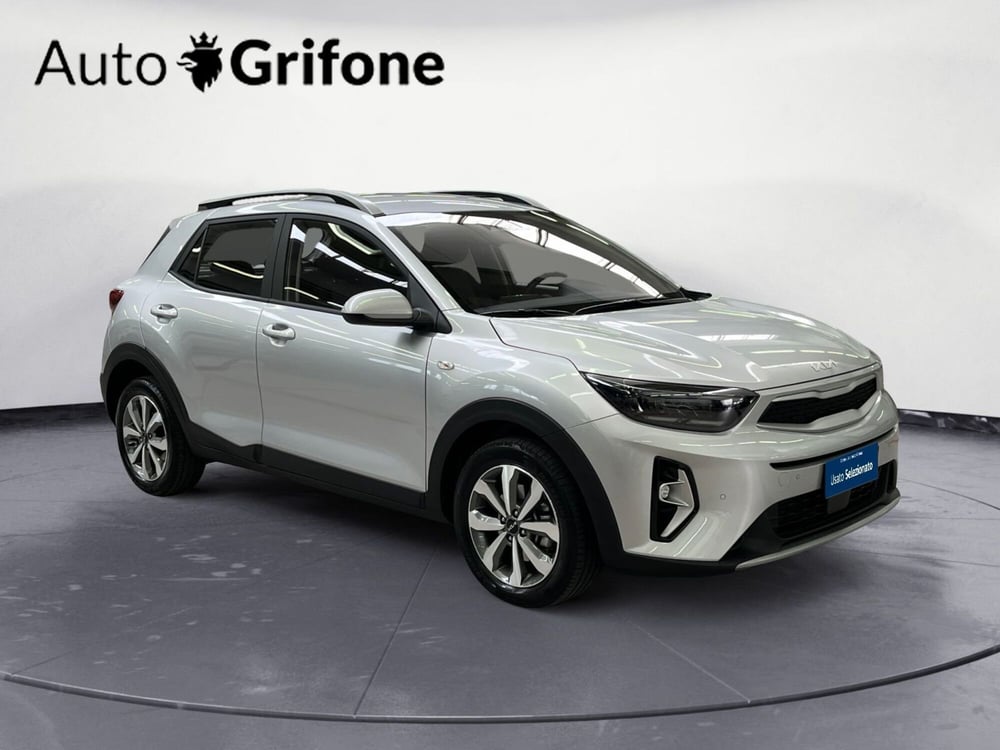 Kia Stonic nuova a Modena (5)