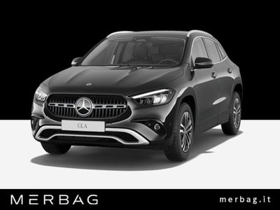 Mercedes-Benz GLA SUV 180 Advanced auto nuova a Milano