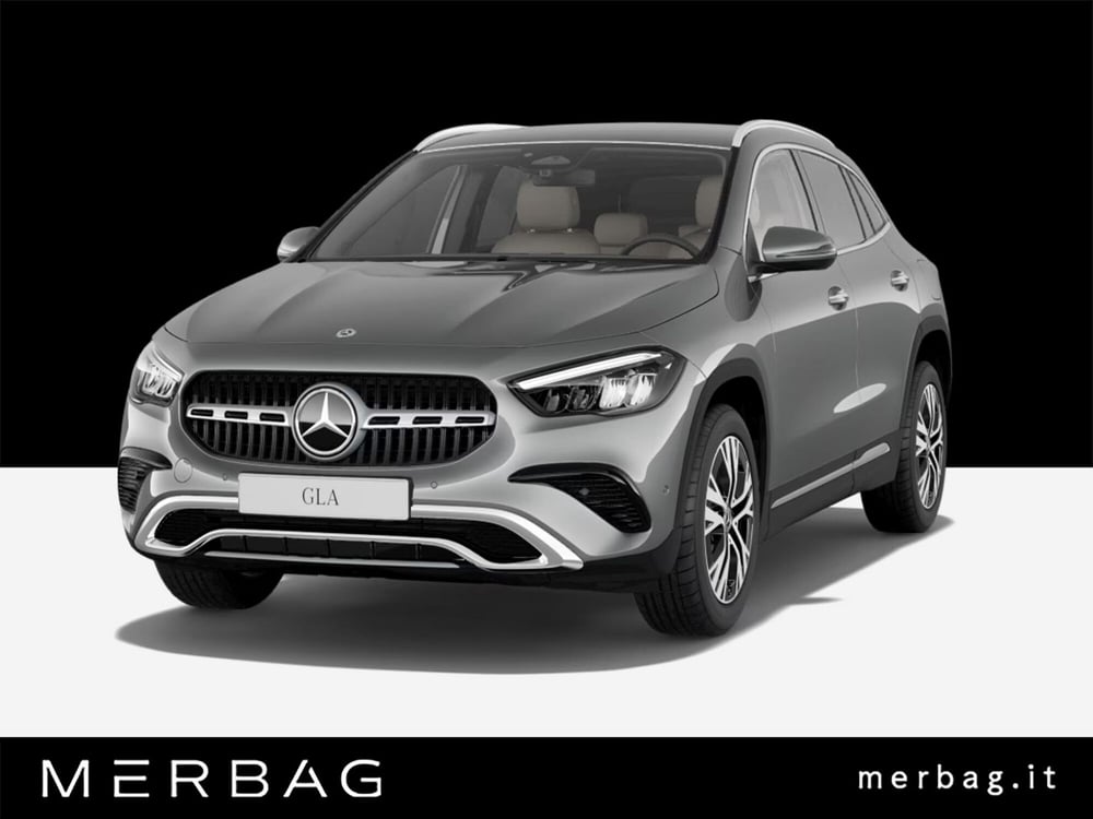 Mercedes-Benz GLA SUV nuova a Milano