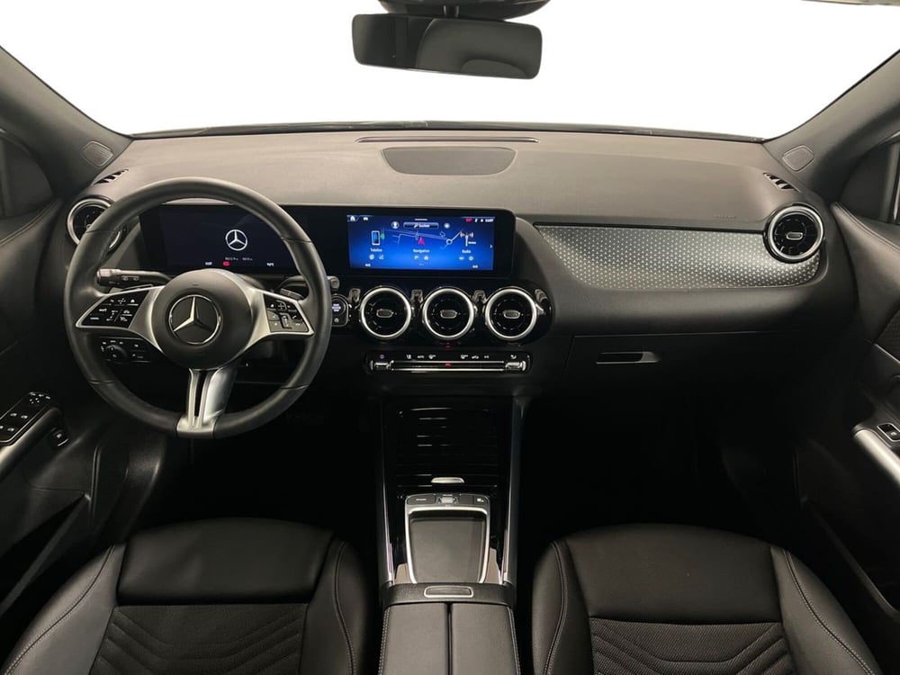 Mercedes-Benz GLA SUV usata a Milano (9)