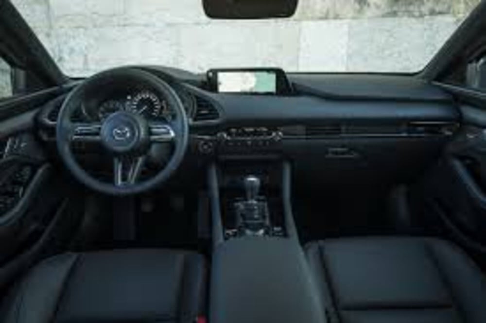 Mazda Mazda3 Hatchback nuova a Prato (16)