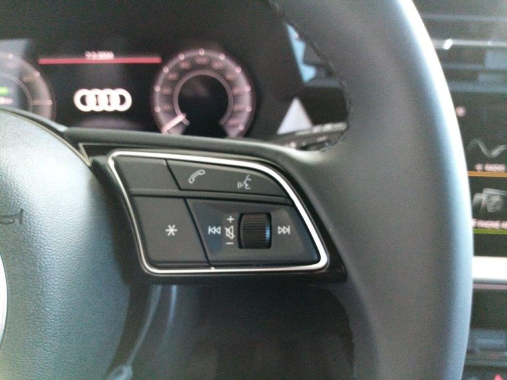 Audi A3 Sportback nuova a Bari (8)