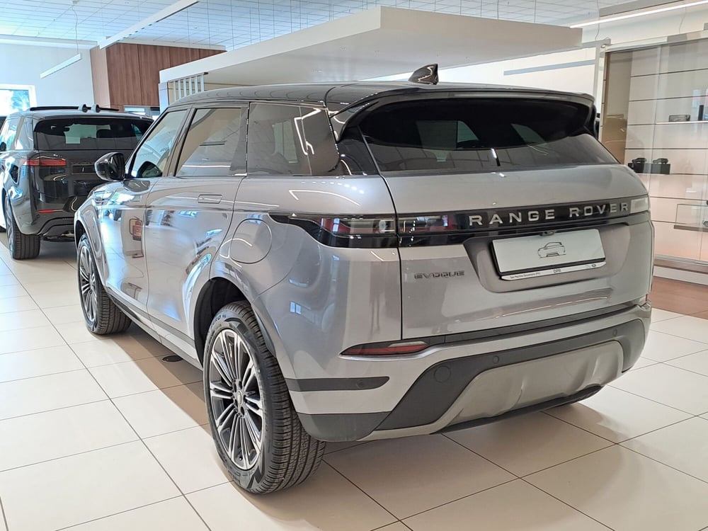 Land Rover Range Rover Evoque nuova a Pavia (14)