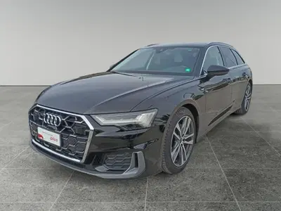 Audi A6 Avant e-Tron S line edition quattro 428cv del 2024 usata a Triggiano