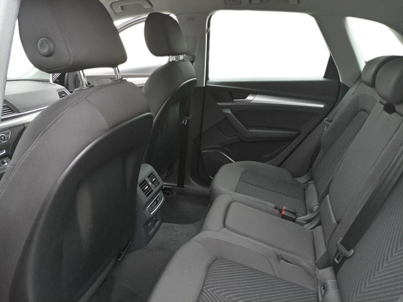 Audi Q5 nuova a Bari (11)