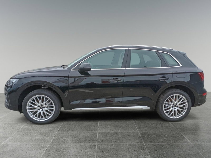 Audi Q5 nuova a Bari (13)