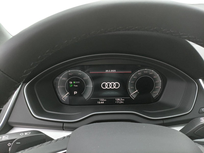 Audi Q5 nuova a Bari (14)