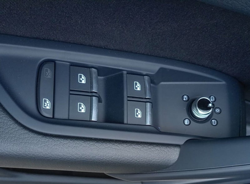 Audi Q5 nuova a Bari (15)