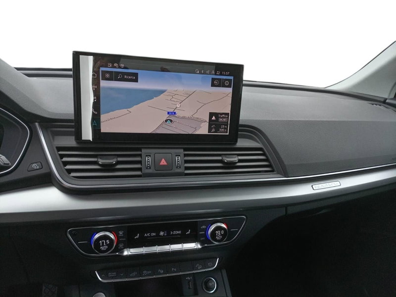 Audi Q5 nuova a Bari (4)