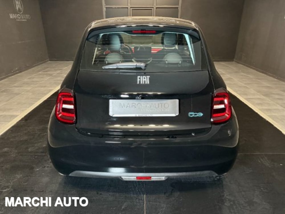 Fiat 500e nuova a Perugia (6)