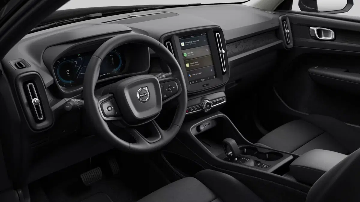 Volvo XC40 nuova a Roma (5)