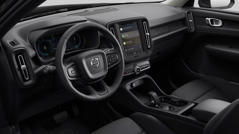 Volvo XC40 nuova a Roma (5)