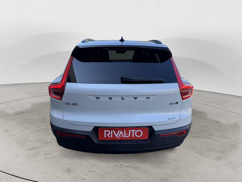 Volvo XC40 usata a Como (3)