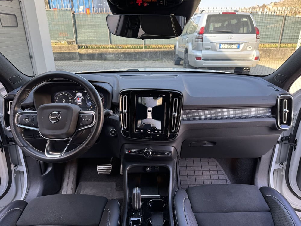 Volvo XC40 usata a Como (7)