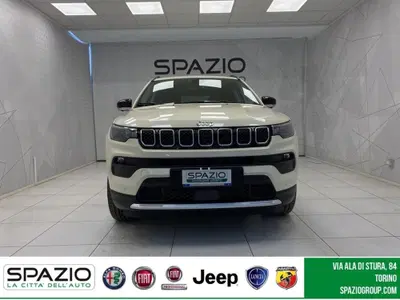 Jeep Compass 1.3 T4 190CV PHEV AT6 4xe Limited del 2022 usata a Torino
