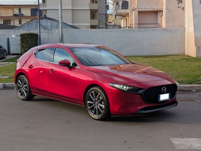 Mazda Mazda3 Hatchback 2.0L e-Skyactiv-G M Hybrid Exclusive  nuova a Castellammare di Stabia